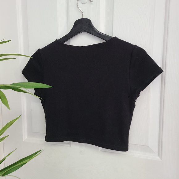 Klassy network black tshirt brami cropped tee sz S - Picture 3 of 4